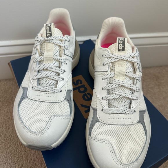 Keds Tiasa White sneaker size 8 - Picture 4 of 6